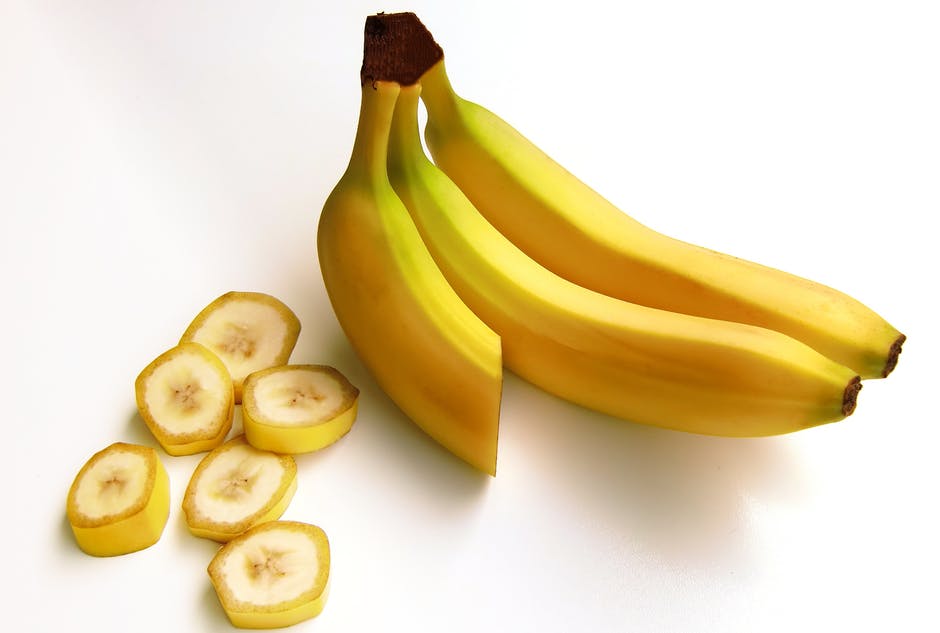 Bananas for glowing skin, fruits for glowing skin, fruits good for skin glow, what fruits are good for skin, which fruit is good for skin glow