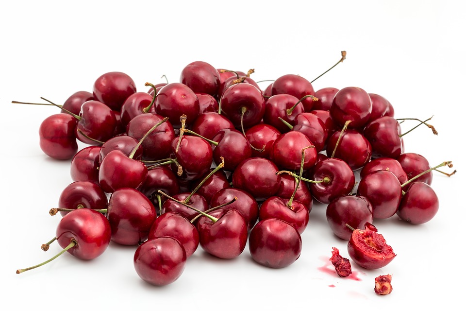 Cherries for glowing skin, fruits for glowing skin, fruits good for skin glow, what fruits are good for skin, which fruit is good for skin glow