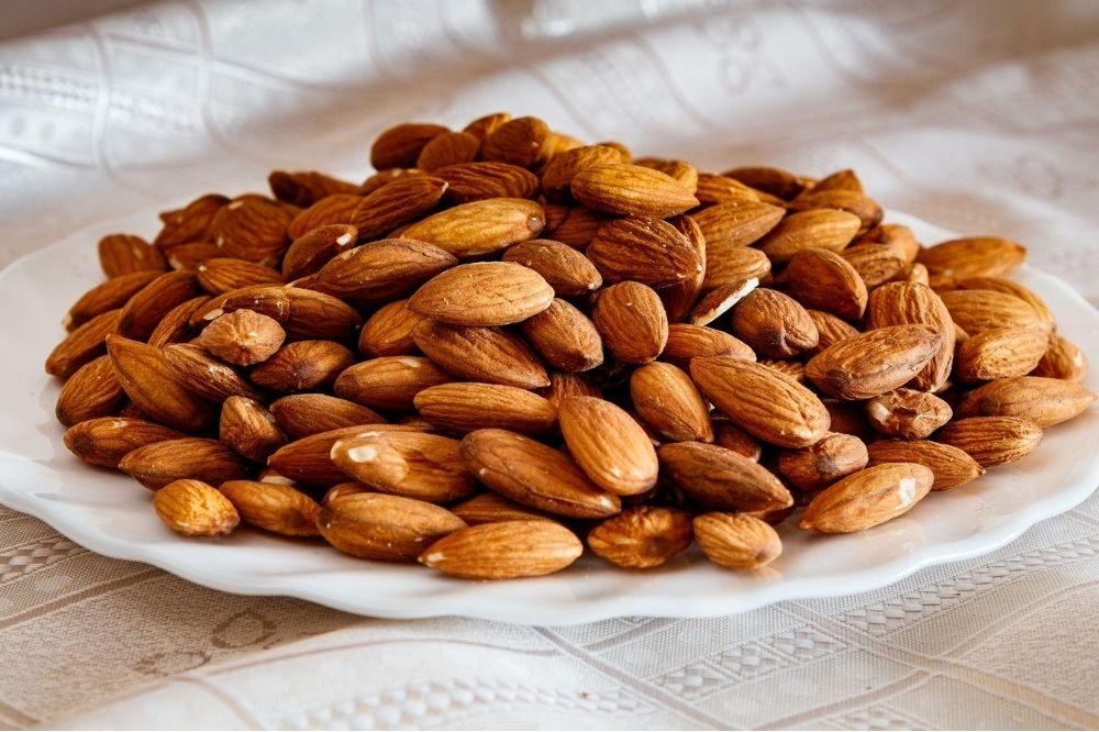 Food To Increase Breast Size - Almonds